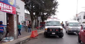 Combi lesiona a mujeres en centro de Tizayuca
