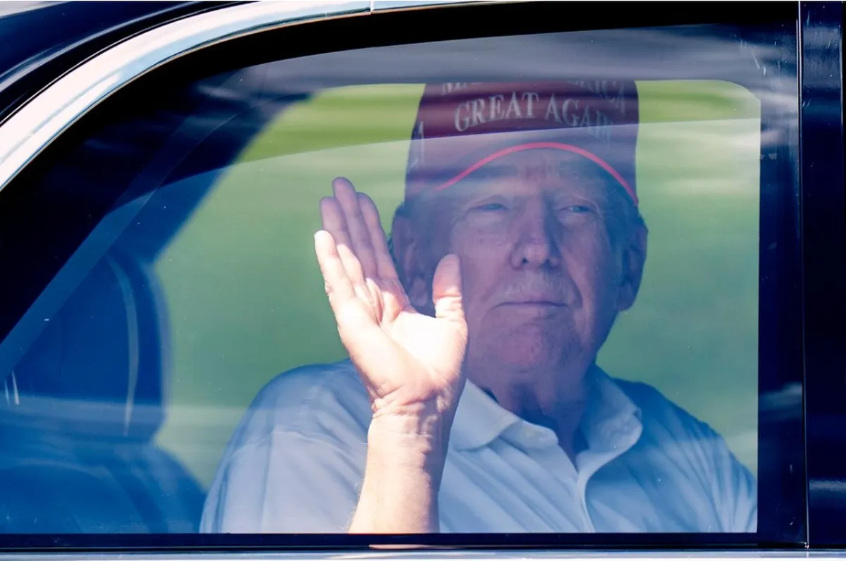 Trump firma la ley de financiación con respaldo del Partido Demócrata