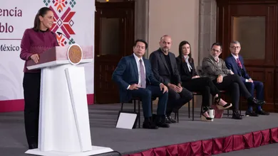 El titular de la SEP anunció una revisión nacional de planteles que promueven una modalidad militarizada.
