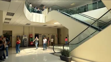 Evacuación durante simulacro en presidencia de Tulancingo