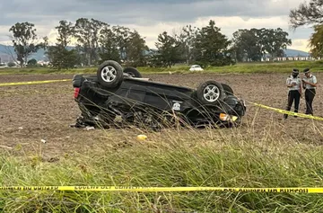 Volcadura de camioneta deja tres personas sin vida en la México-Tuxpan