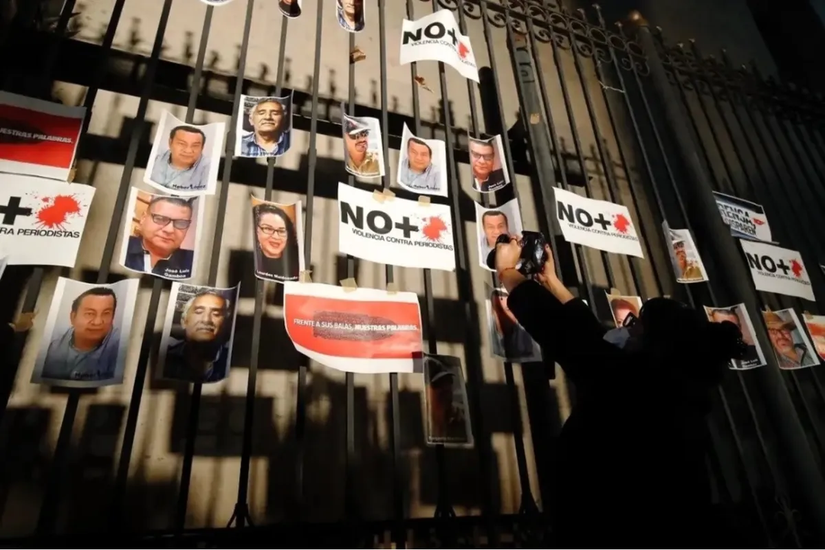 Foto de protestas de periodistas en México, cuyo 2024 se prevee violento.