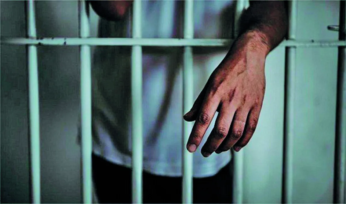 Ceresos municipales mantienen a oscuras a detenidos: CDHEH