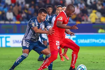Foto de jugadores del Pachuca y Toluca que jugarán en la Jornada 7 en vivo al mediodía.