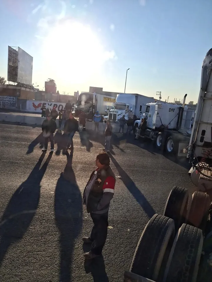 Bloqueo en la México-Pachuca provoca afectaciones en ambos sentidos