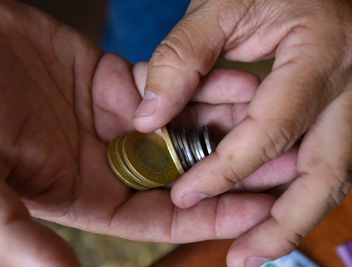 Así serán las nuevas monedas de 10 y 20 pesos en México