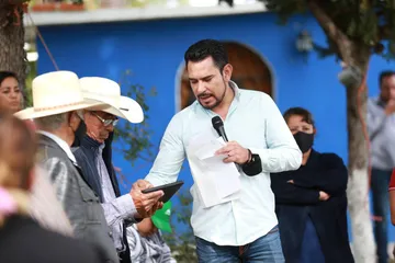 Israel Félix anuncia rebacheo en Mineral de la Reforma 
