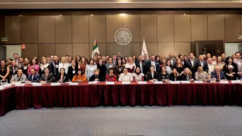 Rosa Icela Rodríguez Velázquez encabezó una reunión con autoridades municipales para evaluar los avances de la estrategia Territorios de Paz.