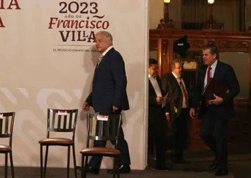 Tras renuncias de Ebrard y Adán López se informará de sus sucesores: AMLO