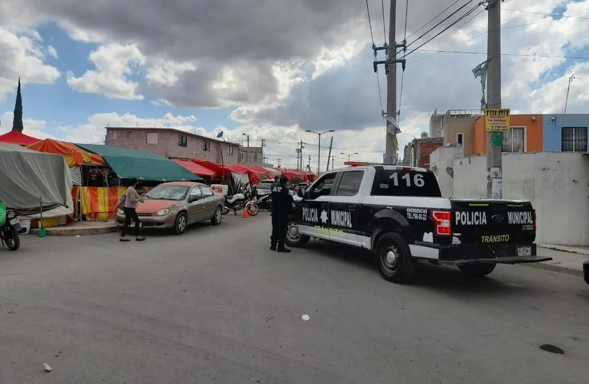 Hombres armados asaltan local en fraccionamiento de Tizayuca