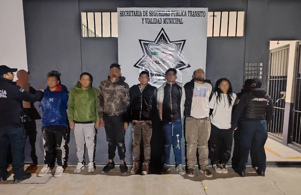 Detienen a siete personas con arma y droga en colonia Cubitos, Pachuca