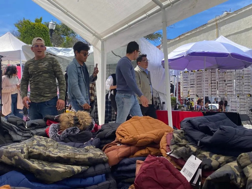 Pachuca pospone reubicación de comercio informal hasta 2026; Reloj Monumental ya en rehabilitación