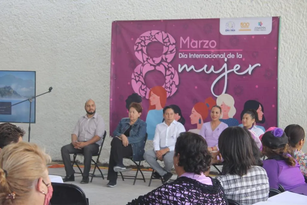 Presentan Policía Violeta en Zimapán