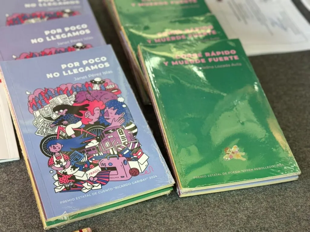 Celebran el Día Nacional del Libro destacando a jóvenes autoras de Hidalgo