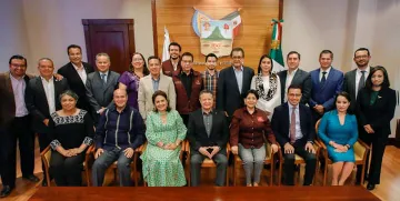 Julio Menchaca se reúne con su gabinete por 10 meses de administración