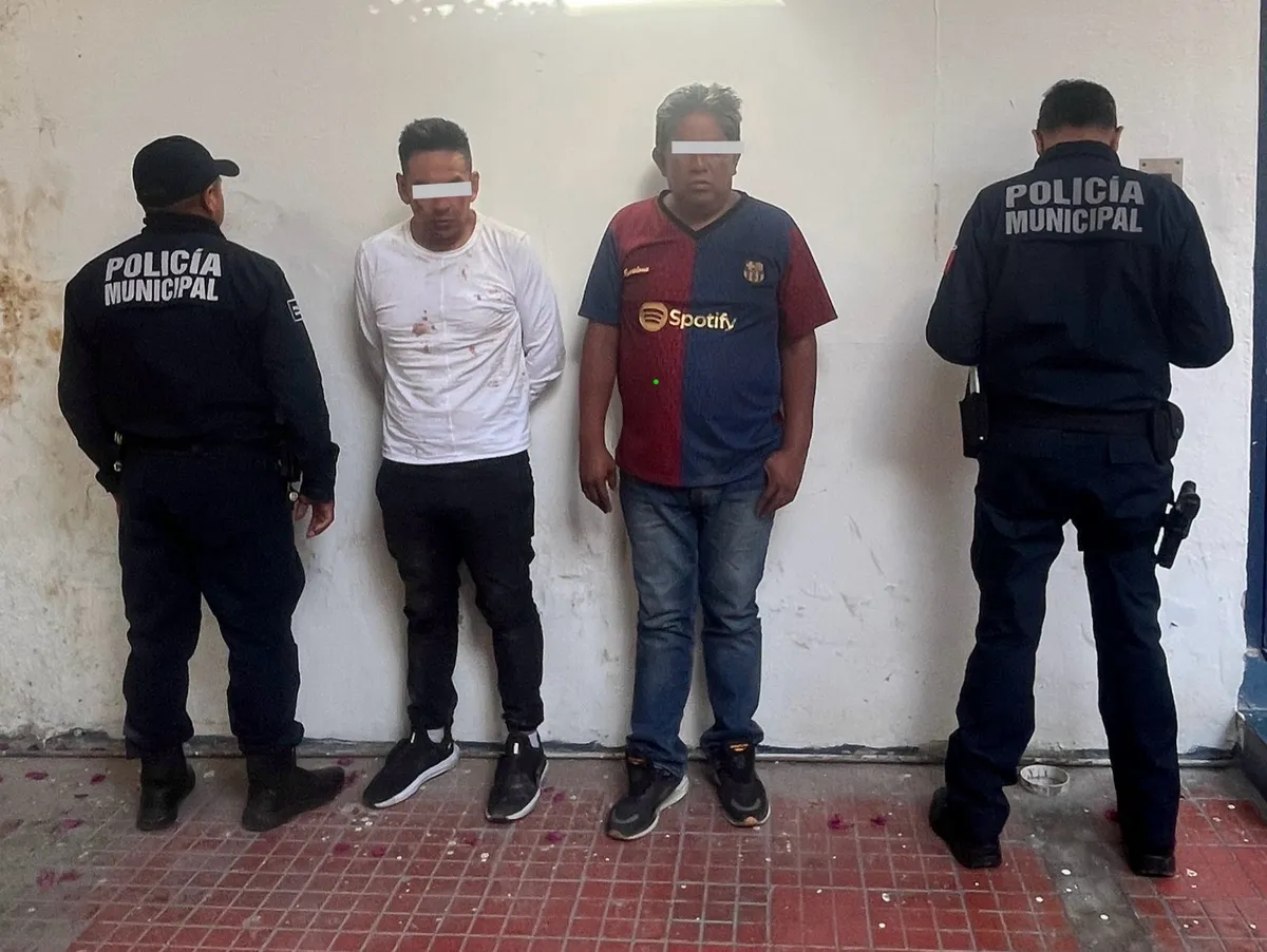 Ixmiquilpan: recuperan camioneta robada y detienen a dos