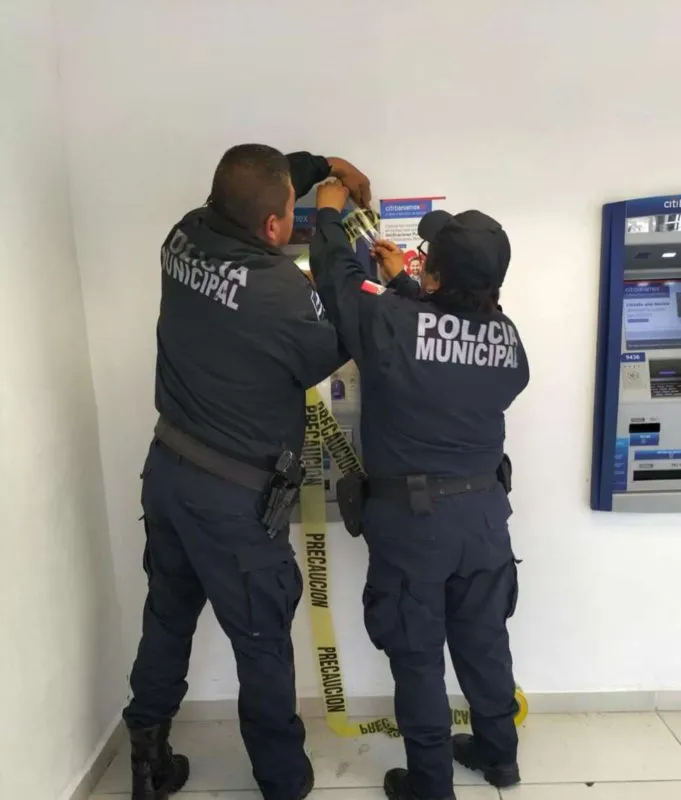 Detectan “trampas” en cajeros automáticos en Tula