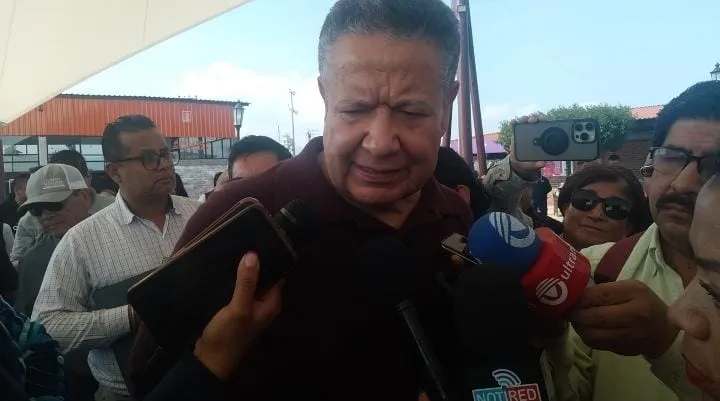 “Pueden pedir, pero no habrá”: gobernador sobre aguinaldos municipales