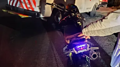 Accidente en Ixmiquilpan deja 2 motociclistas lesionados