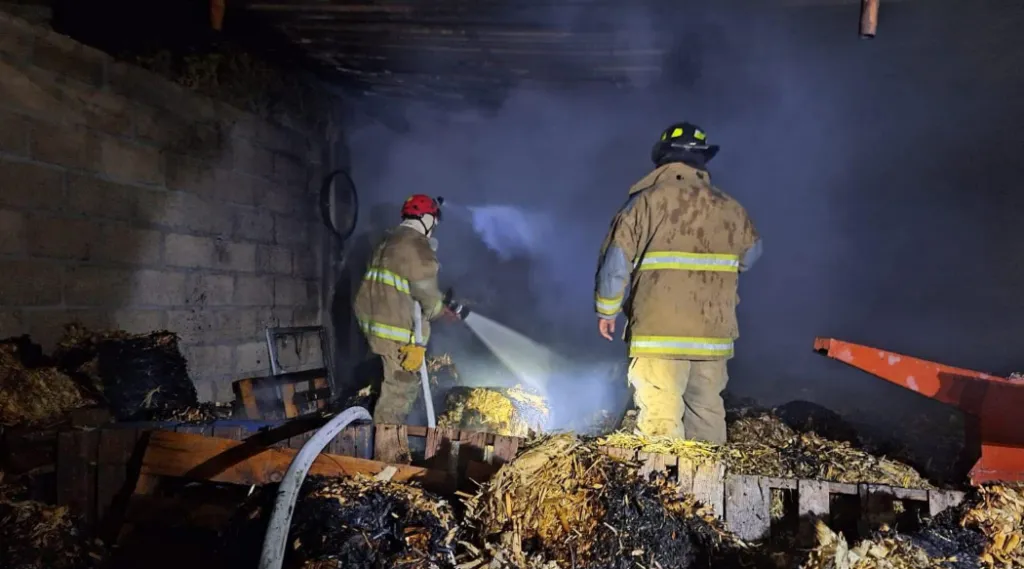 Tezontepec de Aldama: reportan incendio en bodega