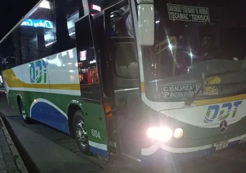 Balean a conductor de línea ODT en Tizayuca, se presume cobro de piso