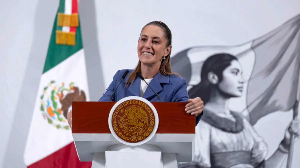 Claudia Sheinbaum presentó el Sistema Nacional de Salud con credencial única y expediente digital, que unificará IMSS, ISSSTE e IMSS-Bienestar.