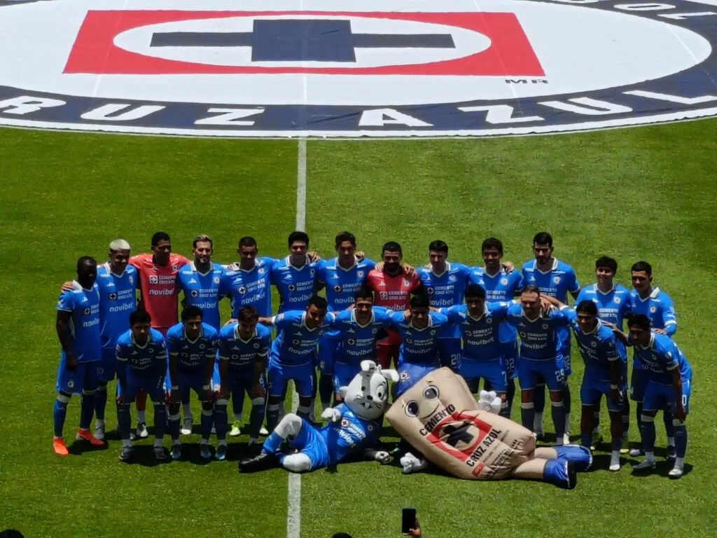 Cruz Azul revive su historia y conquista la Copa Fundadores ante Comunicaciones FC en Hidalgo