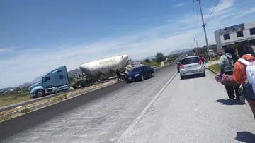 Retiran bloqueos en carreteras del Valle del Mezquital
