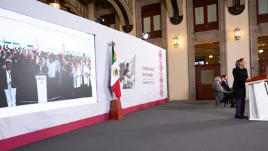 El gobierno federal descartó una alerta sanitaria por supergripe en México y pidió reforzar la vacunación contra influenza durante el invierno.