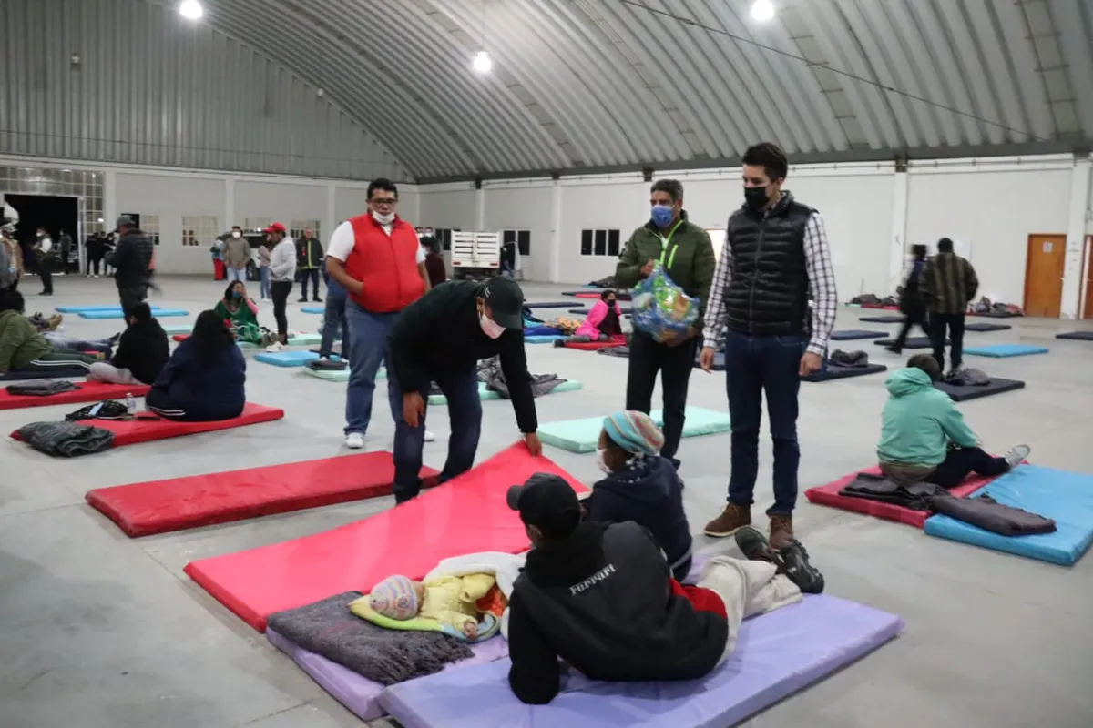 Toma clandestina provoca evacuación y cierre de la autopista México-Querétaro