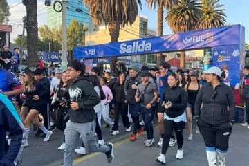 Carlos Castro y Catalina Juárez ganan carrera de la FUL 2026