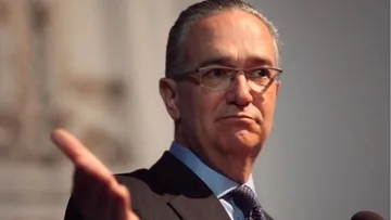 Claudia Sheinbaum acusó a Ricardo Salinas Pliego de buscar la Presidencia para evadir impuestos y lanzó críticas a Ernesto Zedillo.