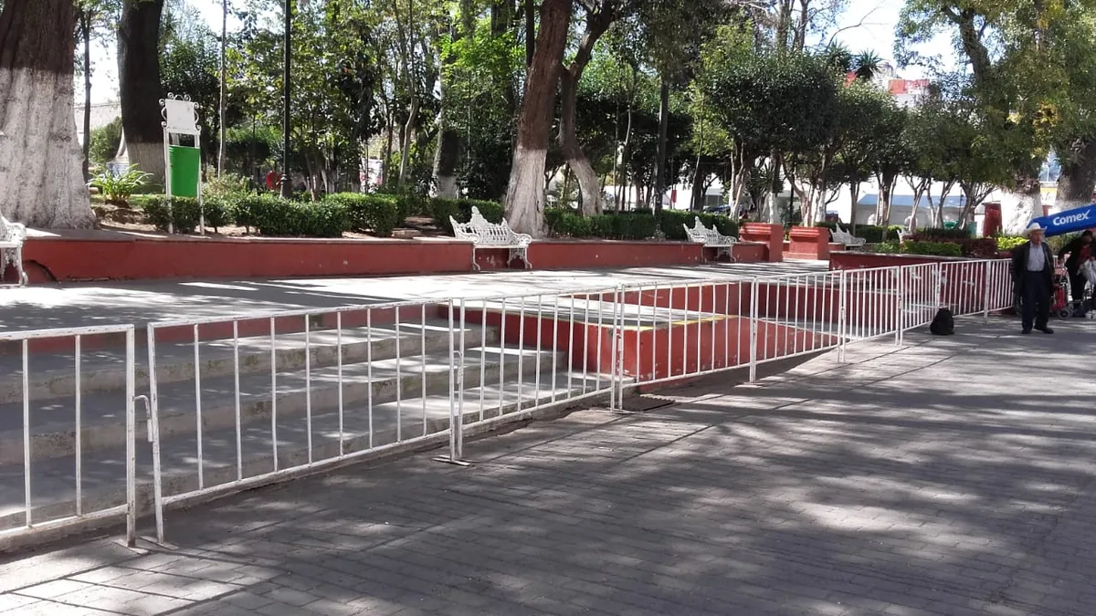 Tulancingo vuelve a colocar vallas que retiró en temporada vacacional