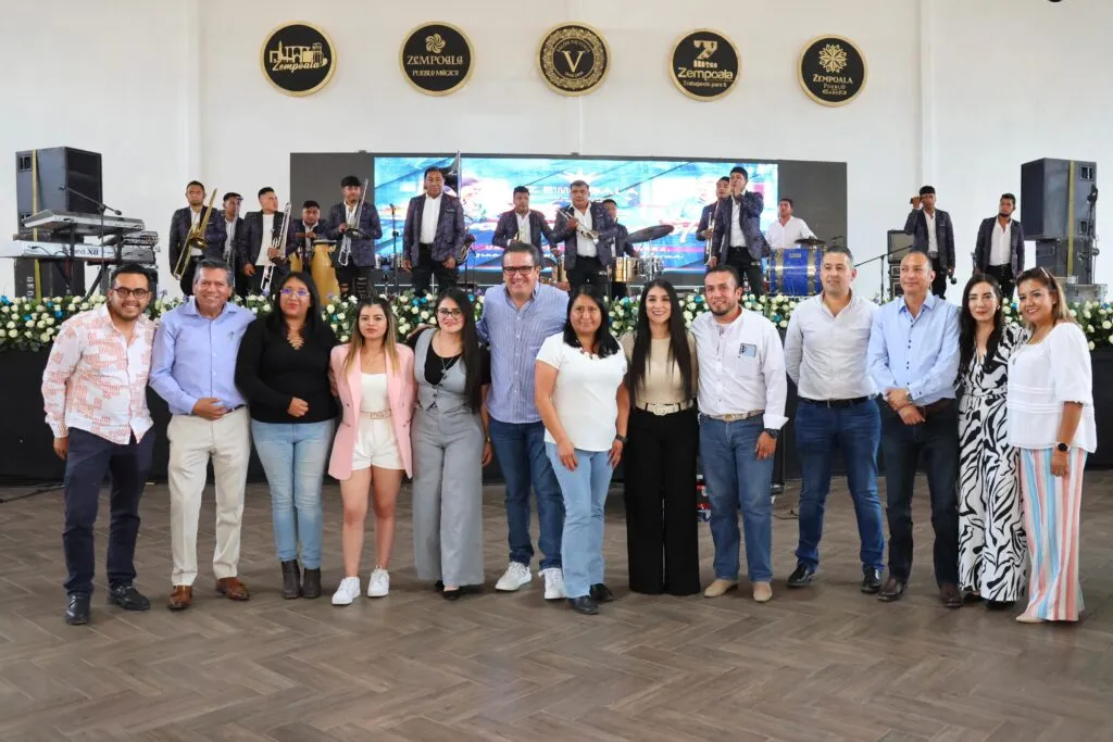 Gobierno de Zempoala celebra a maestras y maestros
