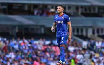 Cruz Azul: Carlos Salcedo arma fiesta tras derrota contra Querétaro