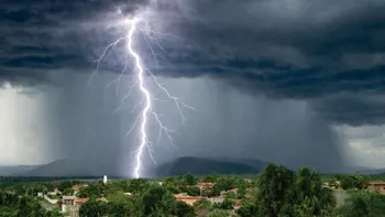 Lluvias intensas y cielo nublado