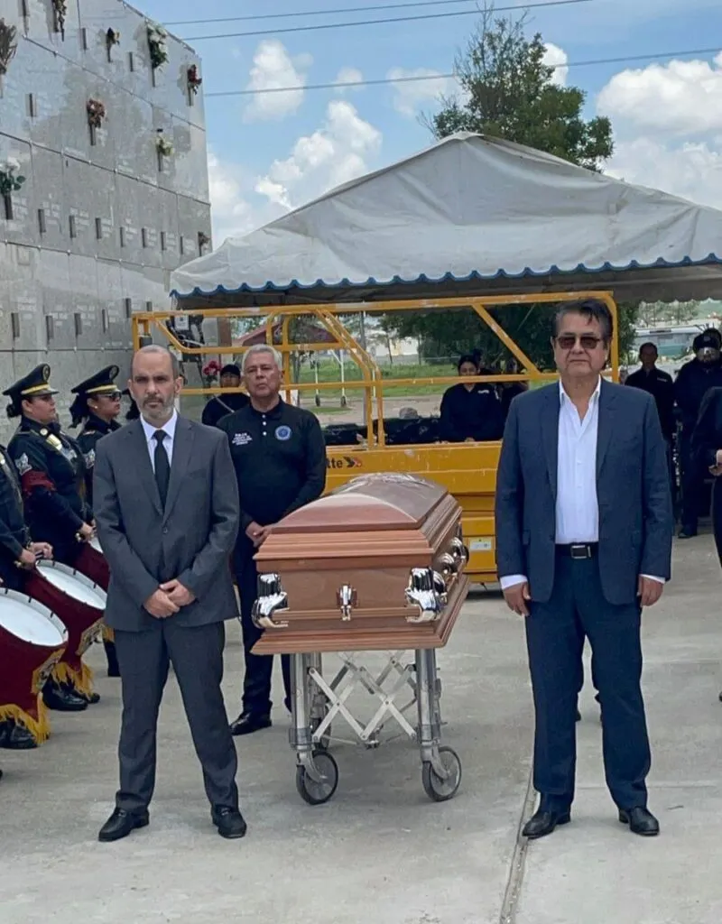 Dan último pase de lista a policía caído en La Loma; Procurador promete justicia