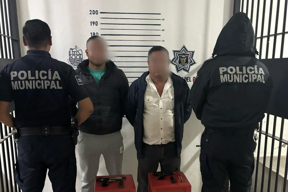 Detienen a dos hombres con armas de fuego en Tepeji del Río