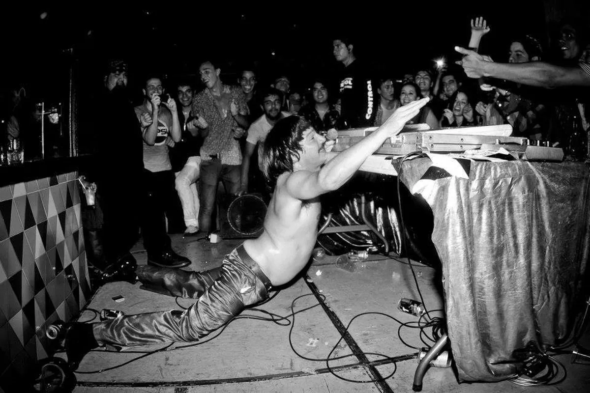 Su Majestad Silverio presenta nuevo proyecto con el baterista Caníbal