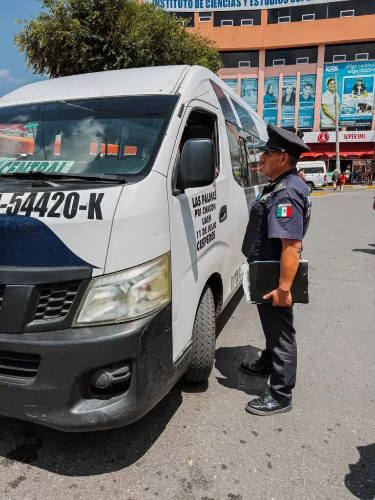 Taxis y colectivas bajo revisión en Pachuca: reportan 211 sanciones y 53 vehículos asegurados