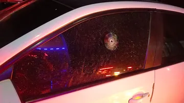 Disparan a mujer mientras conducía en la carretera México-Querétaro