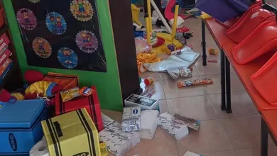 Preescolar de Tepeji del Río sufre robo y destrucción de salones; comunidad pide patrullaje urgente.