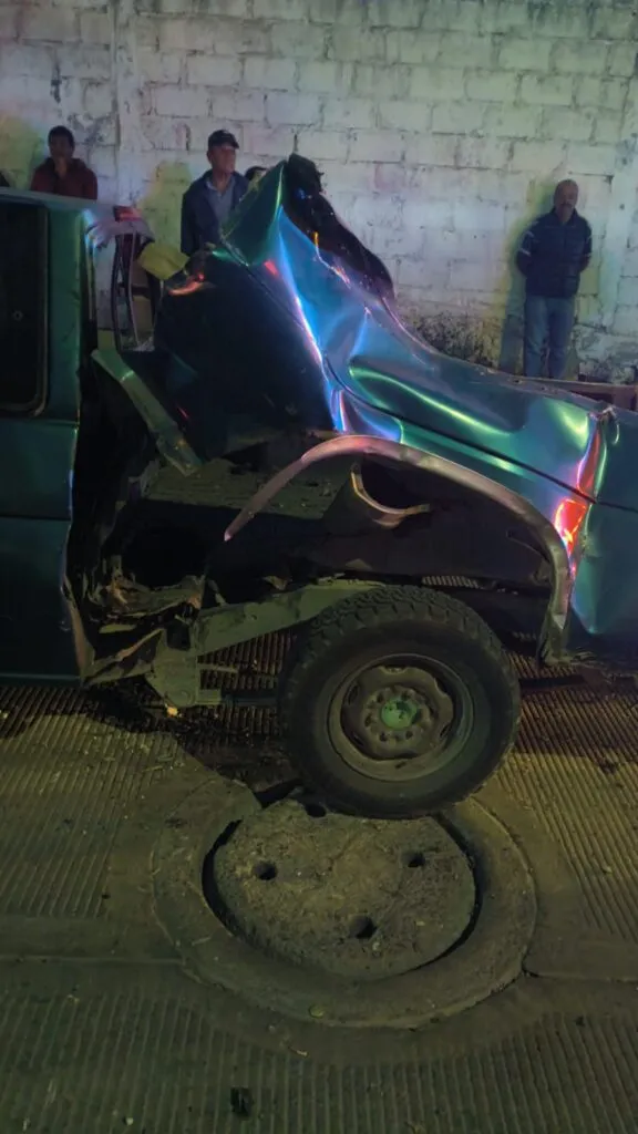 Explosión de cohetones deja a menor lesionado en Mineral de la Reforma