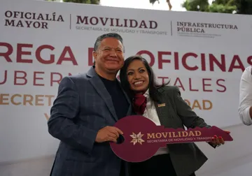 Entregan oficinas centrales a la SEMOT de Hidalgo en lo que era Casa de Gobierno