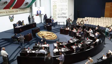 Congreso consulta a IEEH proceder por ausencia de legislatura
