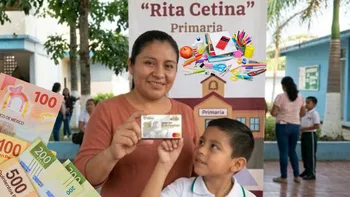 El Gobierno de México inició la dispersión del Apoyo para Uniformes y Útiles mediante las tarjetas del Banco del Bienestar.