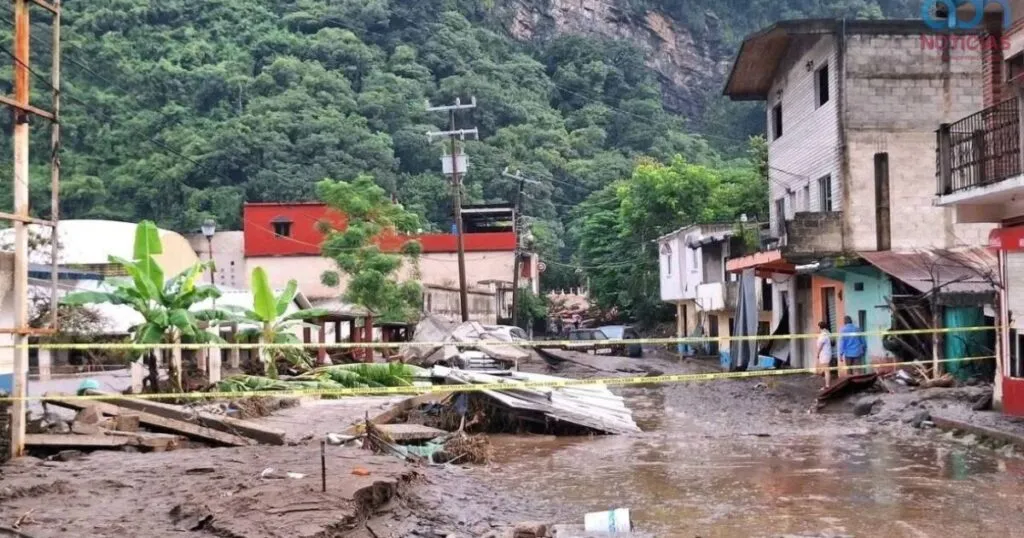 Tras las lluvias, Hidalgo alista reubicación de familias en zona de riesgo