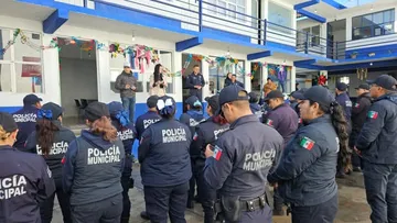 Arrestan a policías de Tulantepec tras enfrentarse en pleno cambio de turno. ¿Qué ocurrió realmente?