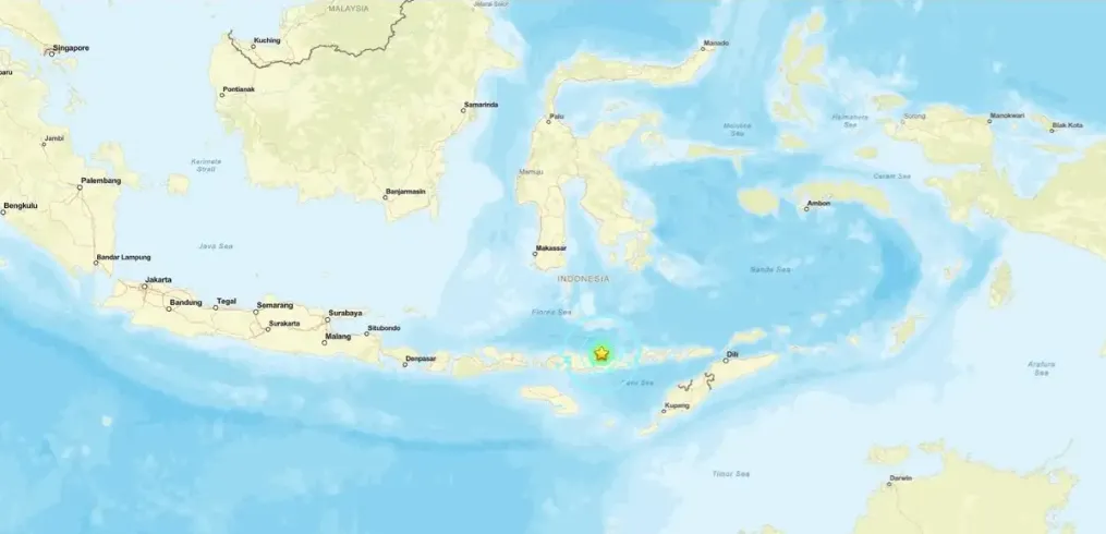 Sismo de magnitud 7.7 sacude la costa de Indonesia; reportan edificios dañados y emiten alerta de tsunami