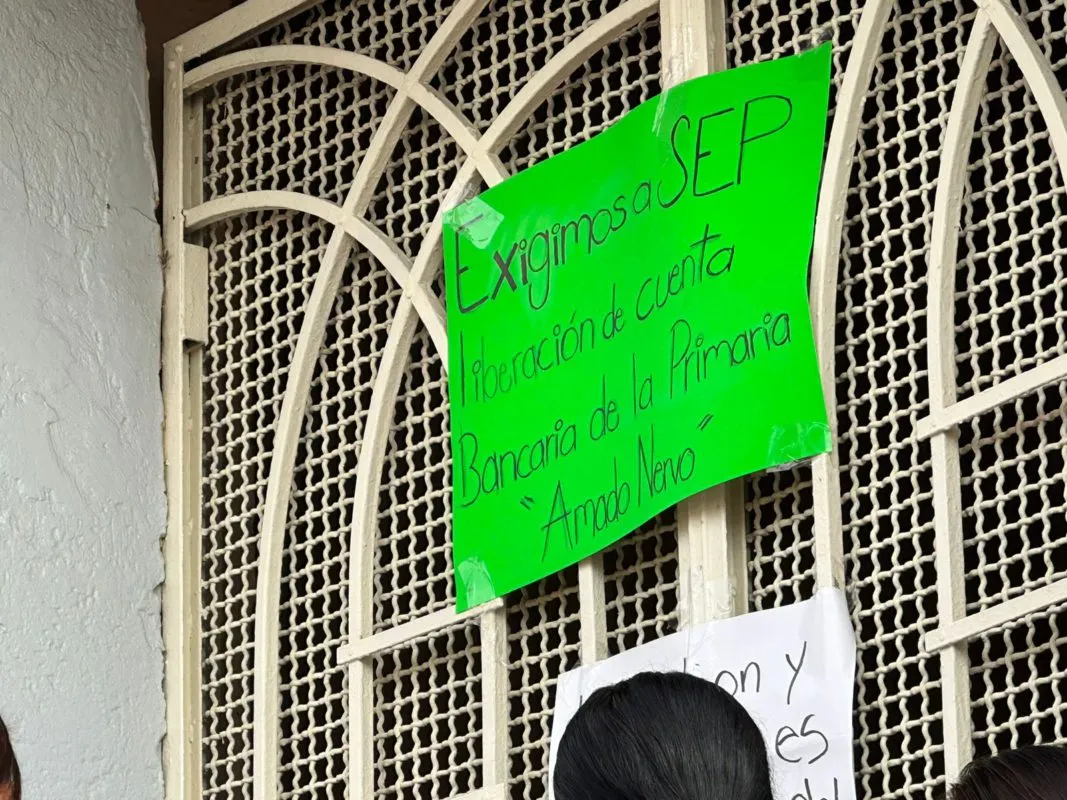 Bloquean acceso a primaria en Hidalgo, te decimos por qué